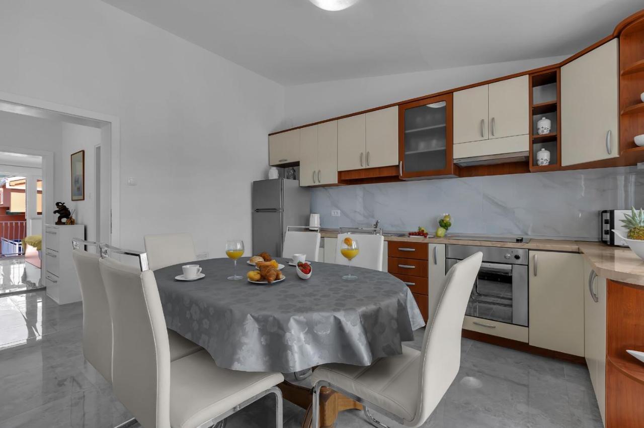 Ana Apartment Makarska Exterior foto